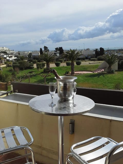 View (from property/room), Balcony/Terrace