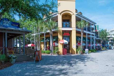 Pointe of View 407- Penn's Paradise House in Sandestin