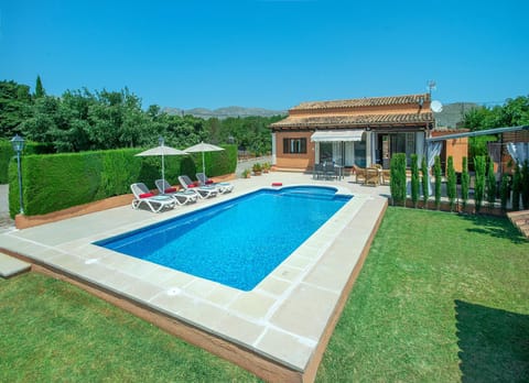 Property building, Patio, Facade/entrance, Off site, Garden, Swimming pool, sunbed