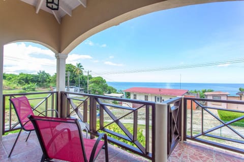 View (from property/room), Balcony/Terrace, Seating area, Sea view