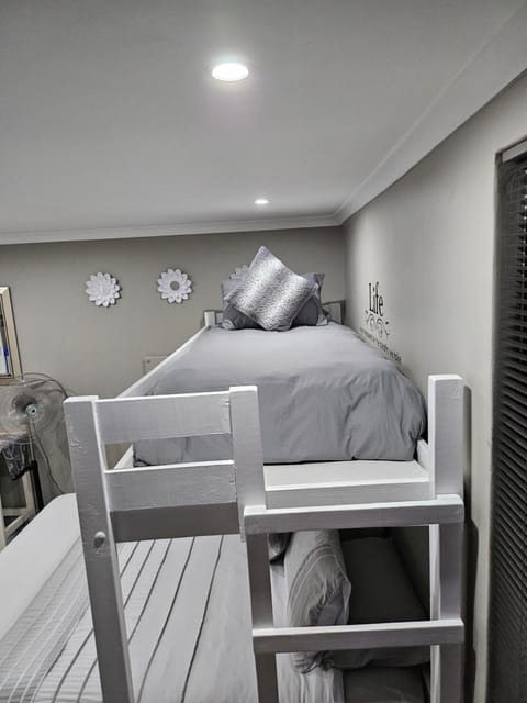 Willow Retreat Blouberg Vacation rental in Cape Town
