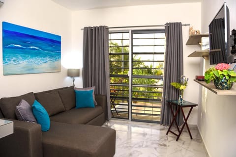 TV and multimedia, View (from property/room), Balcony/Terrace, Living room