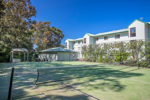 Property building, Garden, Tennis court, Garden view