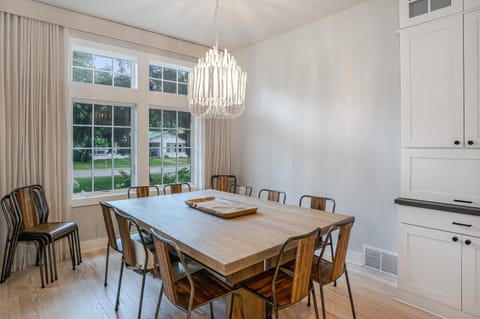 Lakeshore Luxury House in Chikaming Township