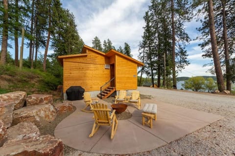 Comfortable Duplex Unit - Beautiful Lake Views! House in Franklin D Roosevelt Lake