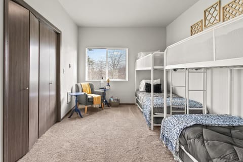 Bed, Photo of the whole room, Seating area, Bedroom, bunk bed, wardrobe