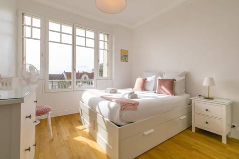 Le victor hugo Apartment in Dijon