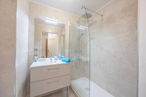 Apartment with parking and balcony near the beach Apartment in Deauville