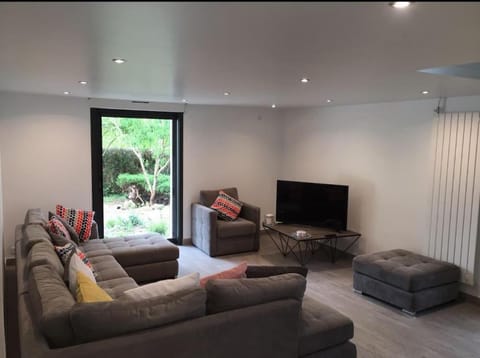 Maison tout confort en Touraine 4 chambres House in Centre-Val de Loire