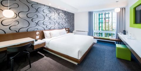 Photo of the whole room, Bedroom