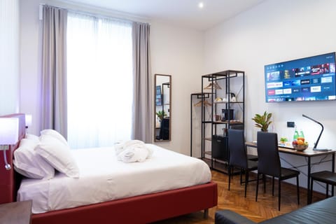 Bed, TV and multimedia, Photo of the whole room, Bedroom, hair dresser