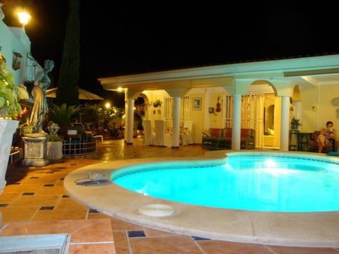 Property building, Swimming pool