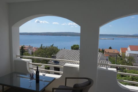 Natural landscape, Balcony/Terrace, Seating area, Sea view