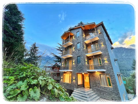 Property building, Natural landscape, View (from property/room)