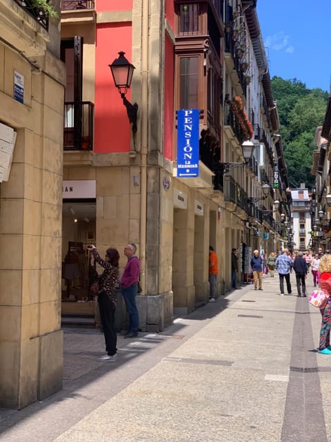 City view, Street view