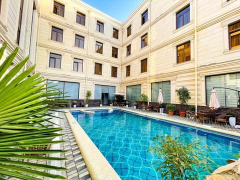 Property building, Swimming pool