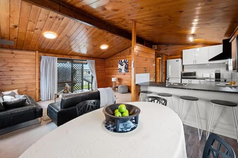 Living room, Dining area, kitchen