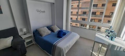 Bed, View (from property/room), Photo of the whole room, Bedroom