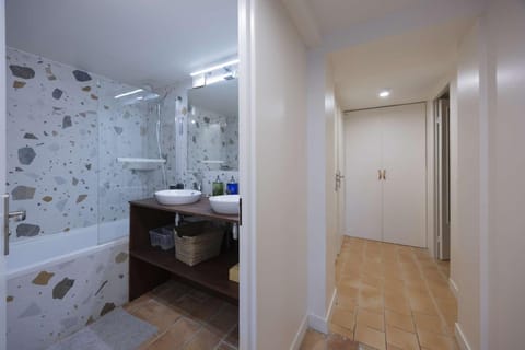 Mas provençale à Cavalaire sur mer avec accès direct à la mer Villa in Cavalaire-sur-Mer