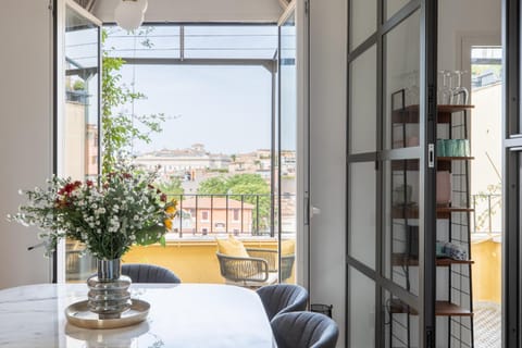 Balcony/Terrace, Living room