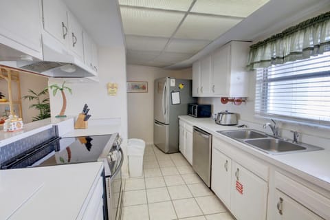 El Matador 235 - FREE TICKETS!! Your stay includes free tickets to many area attractions! House in Okaloosa Island