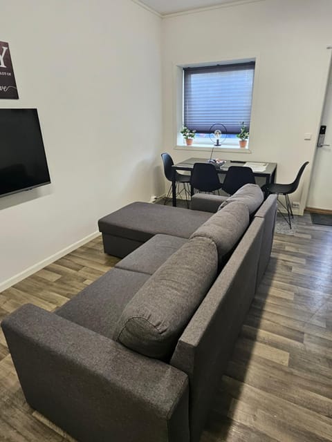 TromsøApartment Silent area with free parking I have caravan for rent same place, 4 people Apartment in Tromso