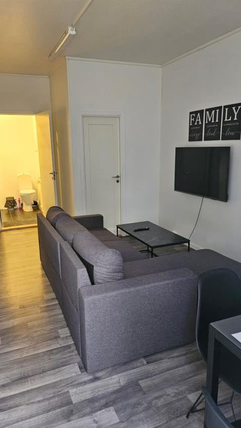 TromsøApartment Silent area with free parking I have caravan for rent same place, 4 people Apartment in Tromso