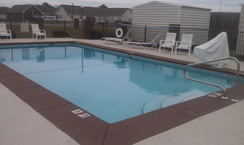 Swimming pool, Swimming pool