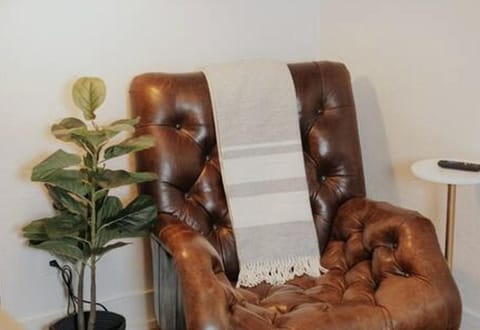 Oakdale Suites - Master Property Apartment in Medford