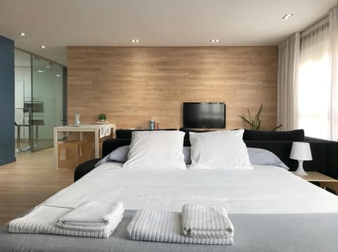 Living room, Photo of the whole room, Bedroom