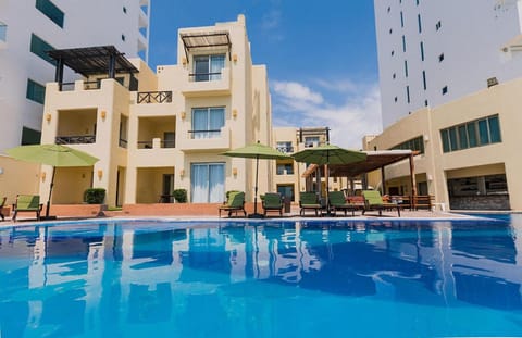 Property building, Swimming pool