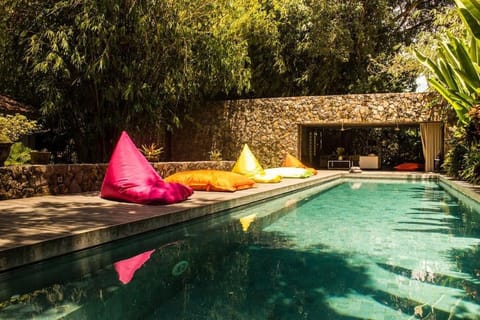 Wahyu wonderful 2Bd villa with huge garden and large pool Villa in Kuta