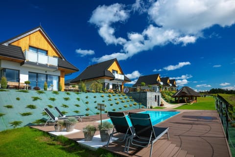 Property building, Spring, Day, Natural landscape, Garden, Garden view, Pool view, Swimming pool, sunbed