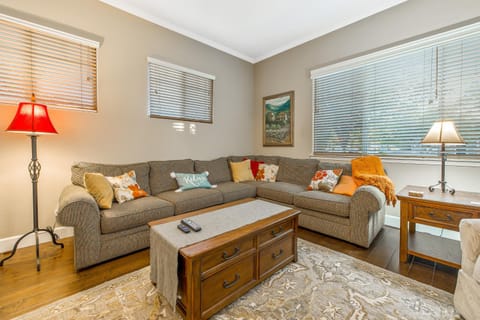 Berry House House in Grover Beach