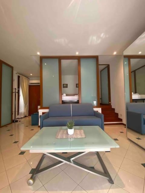 Elegante appartamento nel cuore di Ferrara Apartment in Veneto