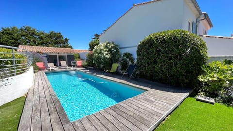 Patio, Garden, Garden view, Pool view, Swimming pool, sunbed