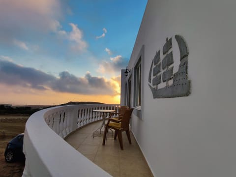 View (from property/room), Balcony/Terrace, Sunrise, Sunset