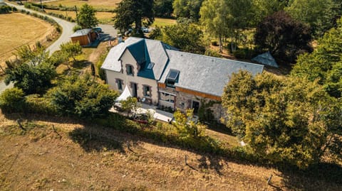 Property building, Natural landscape, Garden view