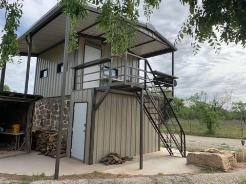 Property building, View (from property/room), Balcony/Terrace