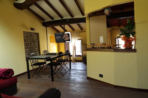 TV and multimedia, Living room, Lounge or bar