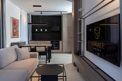 TV and multimedia, Kitchen or kitchenette, Seating area, Dining area, oven, pet friendly