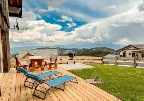 Garden, View (from property/room), Mountain view