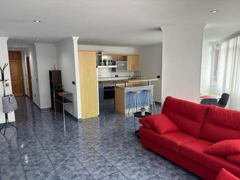 Bird's eye view, Living room