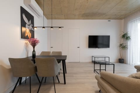 Bossa Nova - modern 2 bedroom apartment in the center Apartment in Vilnius