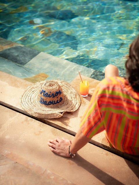 Swimming pool, Swimming pool