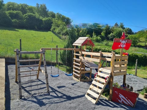 Gasthaus Paula Bed and Breakfast in Vulkaneifel