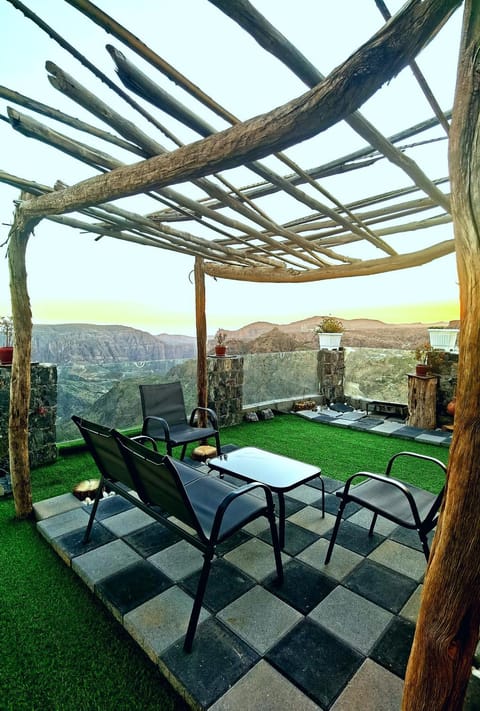Day, View (from property/room), Balcony/Terrace, Seating area, Mountain view