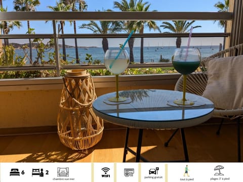 "Le palmier doré", cosy T3 à 3 minutes à pied des plages, parking et clim Apartment in Sanary-sur-Mer