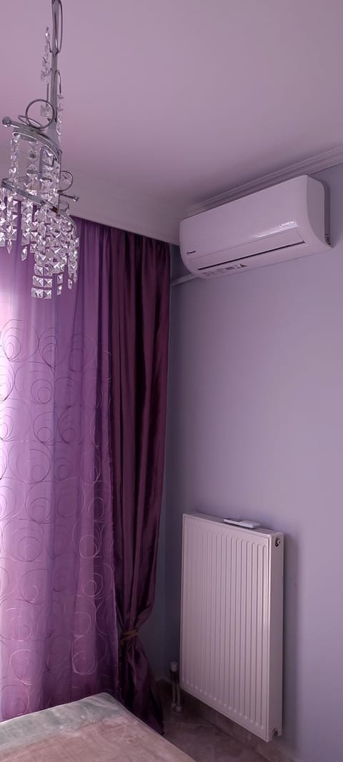 Bedroom, heating, air conditioner