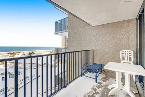 Sea Colony - 302S Edgewater Apartment in Sea Colony